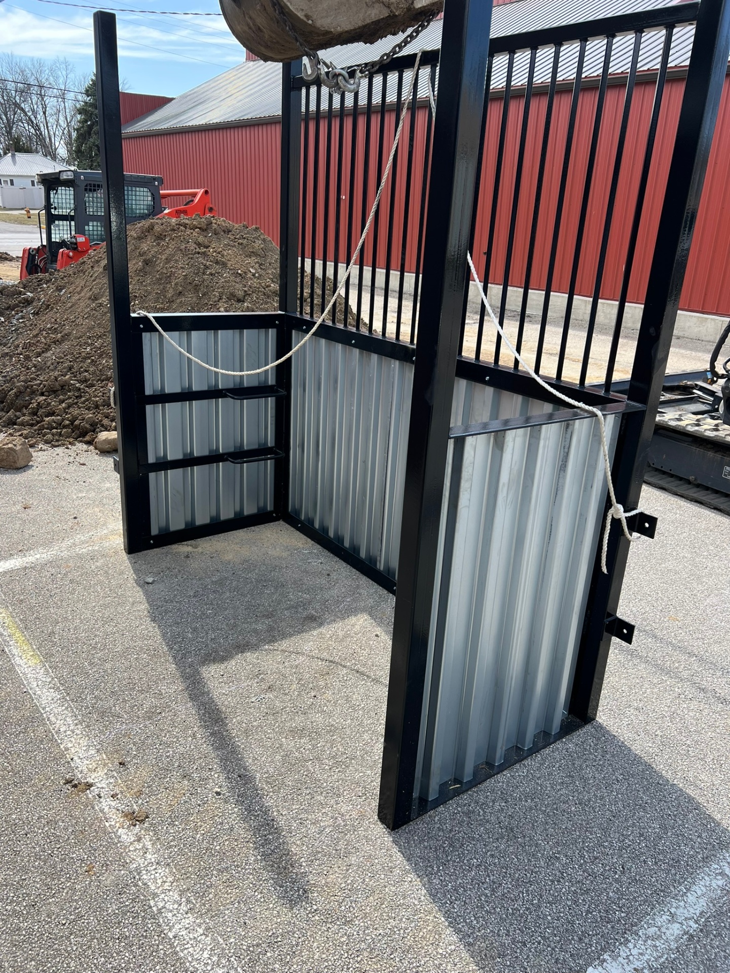 Livestock Handling Chute